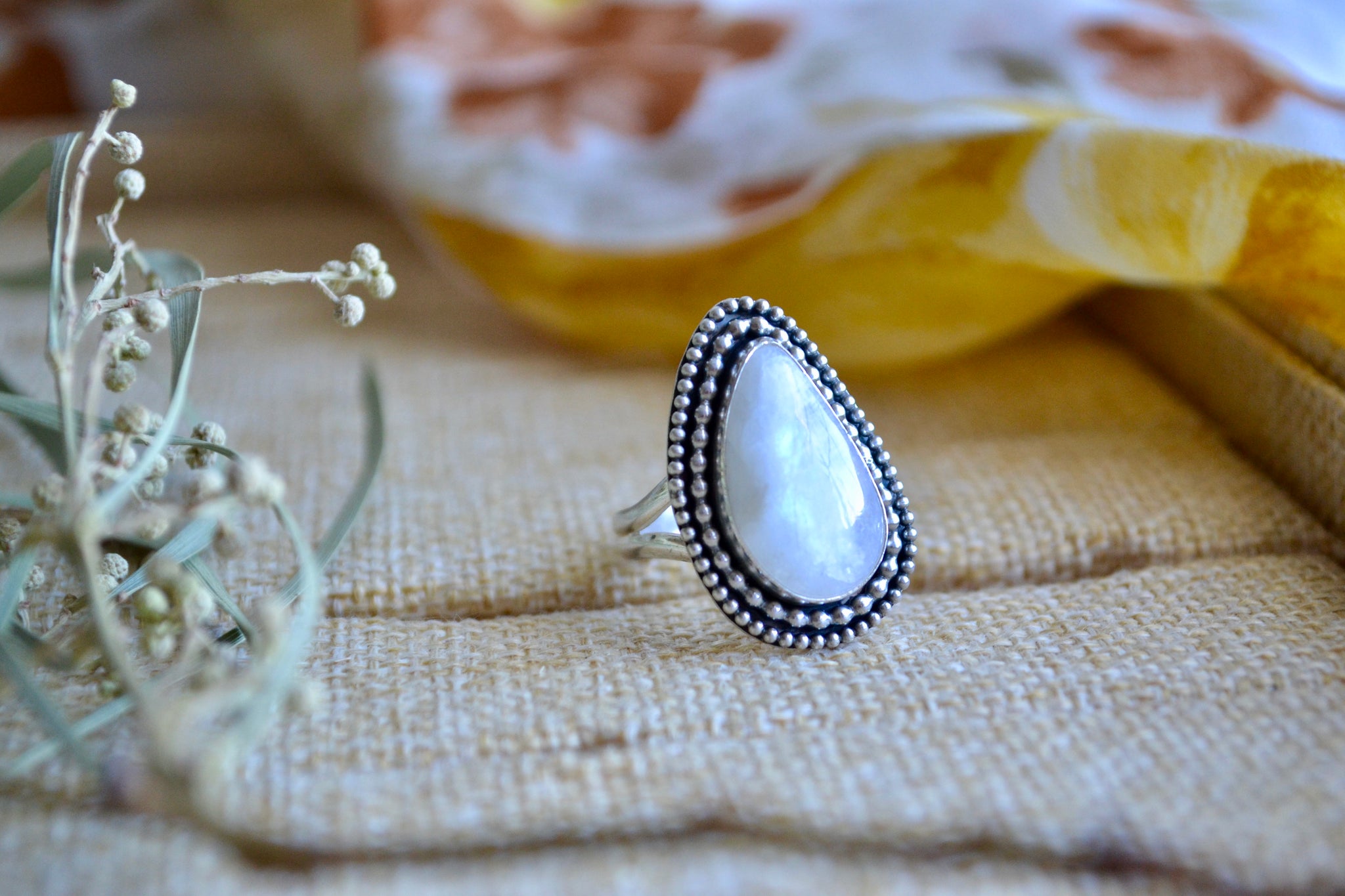 [ARCHIVES] Moonstone (Size 7.75)